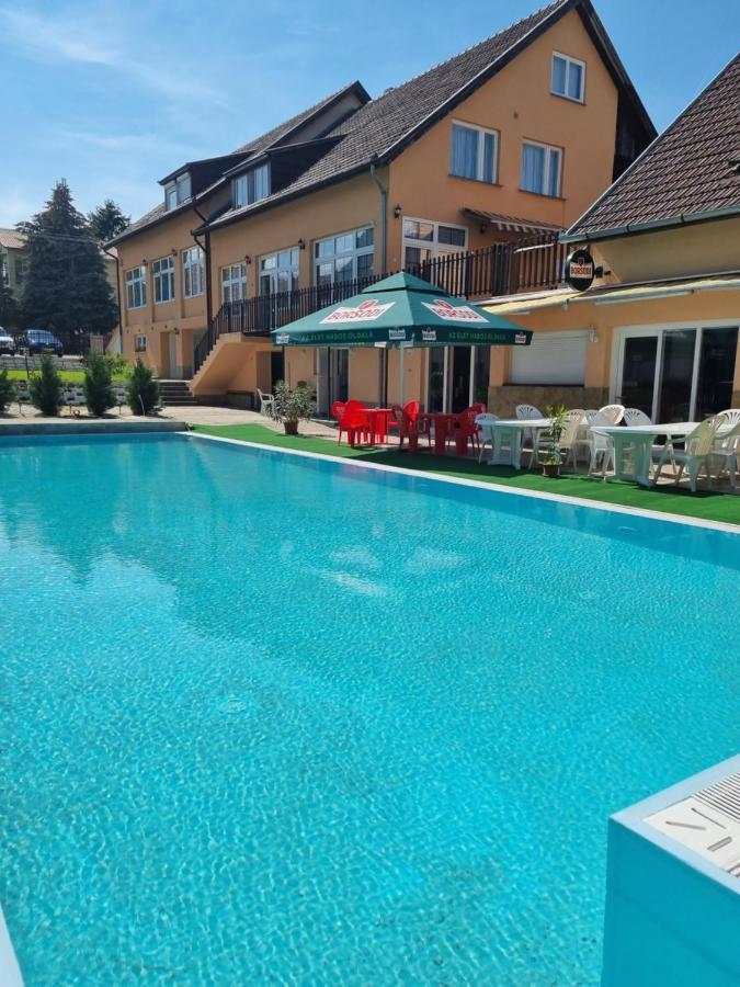 Beach Taban Vendeghaz Balatonlelle Exterior foto