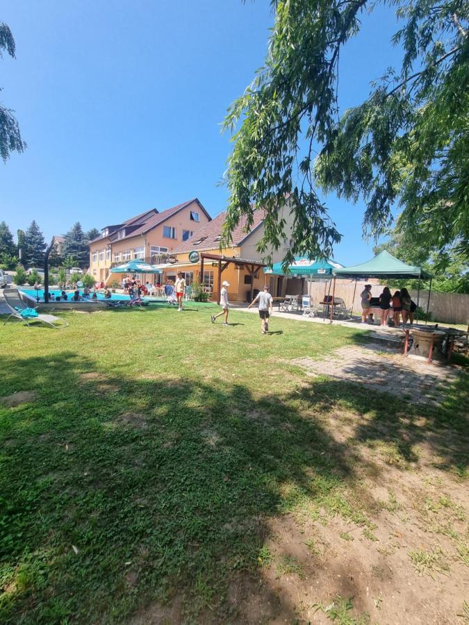 Beach Taban Vendeghaz Balatonlelle Exterior foto